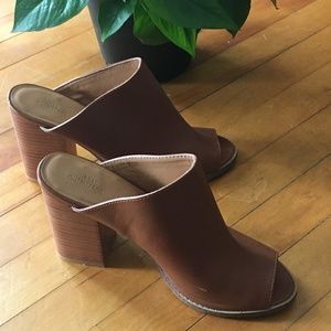 Mule Heel - Tan